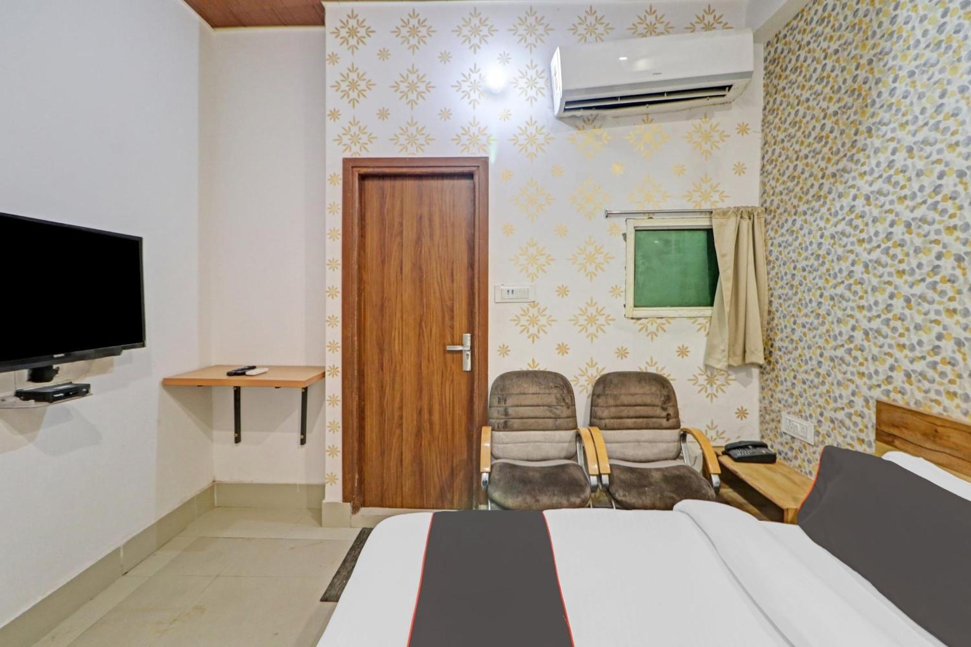 Hotel O Star Ki New Delhi Luaran gambar
