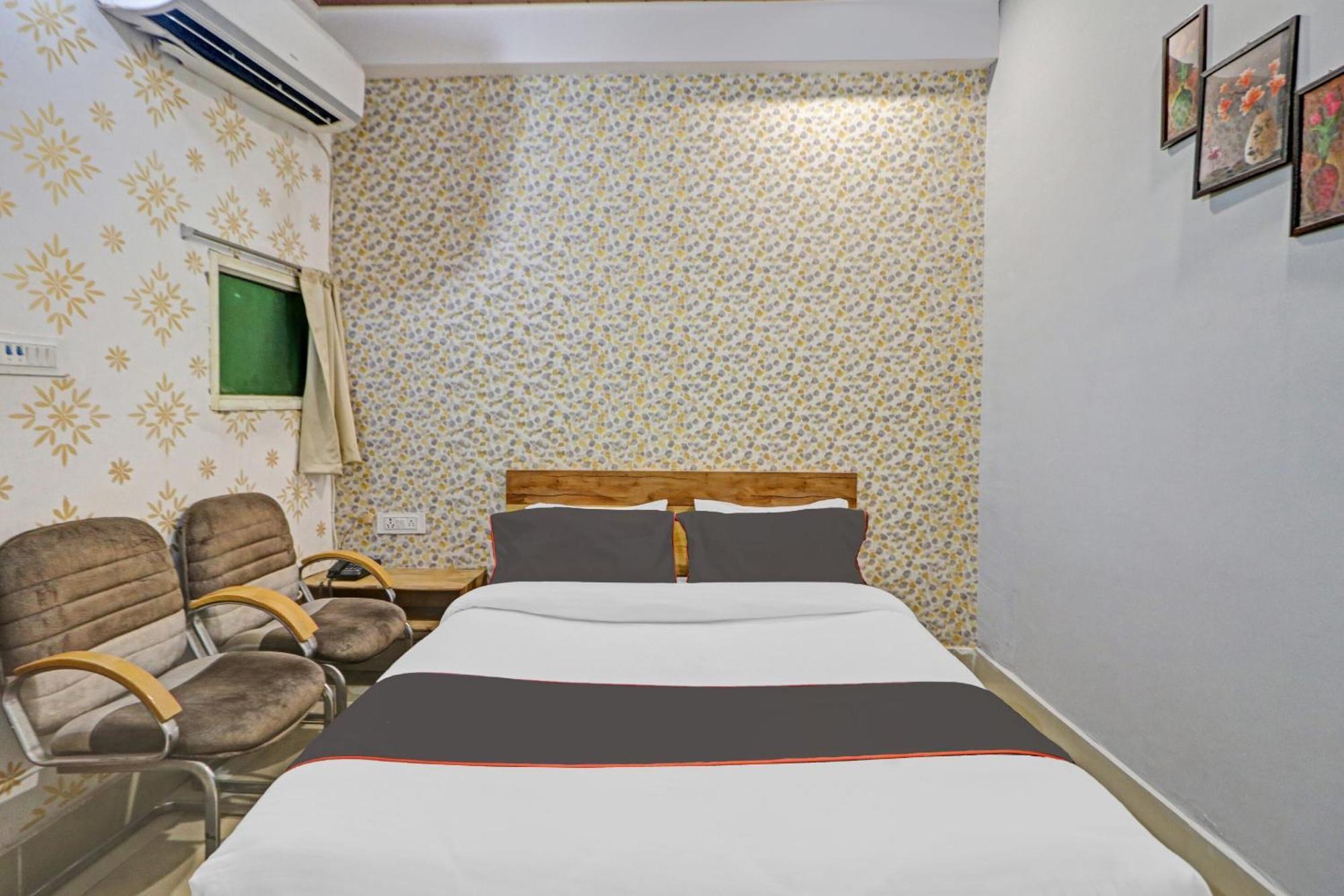 Hotel O Star Ki New Delhi Luaran gambar